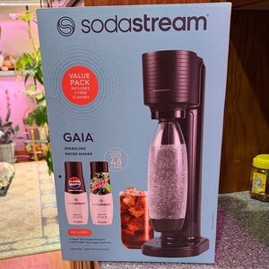 NIB! SodaStream GAIA Sparkling Water Maker - Black